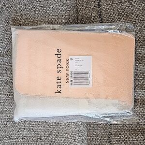 Kate Spade Medium L-Zip Lucy Wristlet - Orange Cream KD546